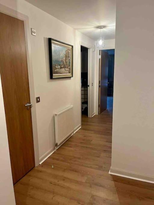 Modern Edinburgh Apartment 2 Bedrooms & Two Bathrooms מראה חיצוני תמונה